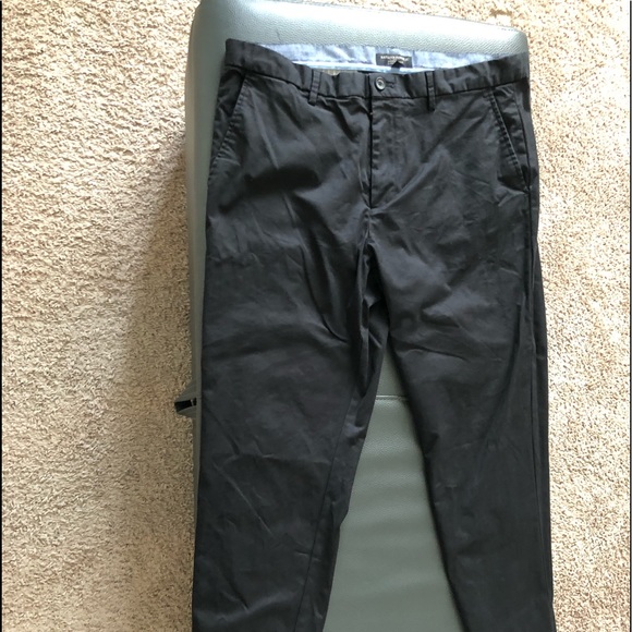 Flawless, Excellent condition, brand name clothes! - Picture 2 of 3